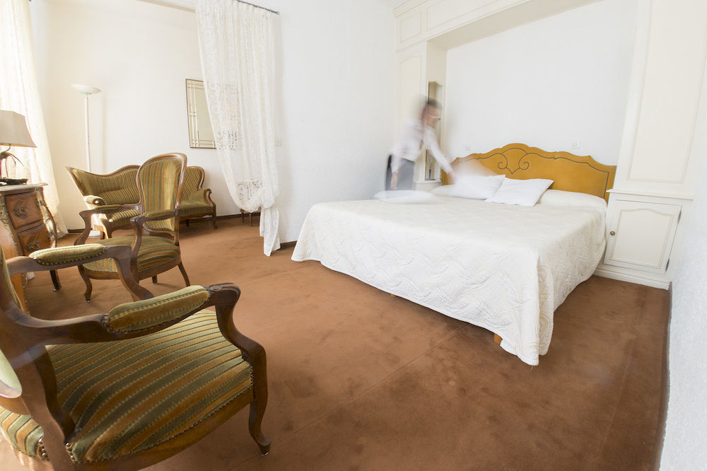 Le Grand Paris Hotel Digne-les-Bains Exterior photo